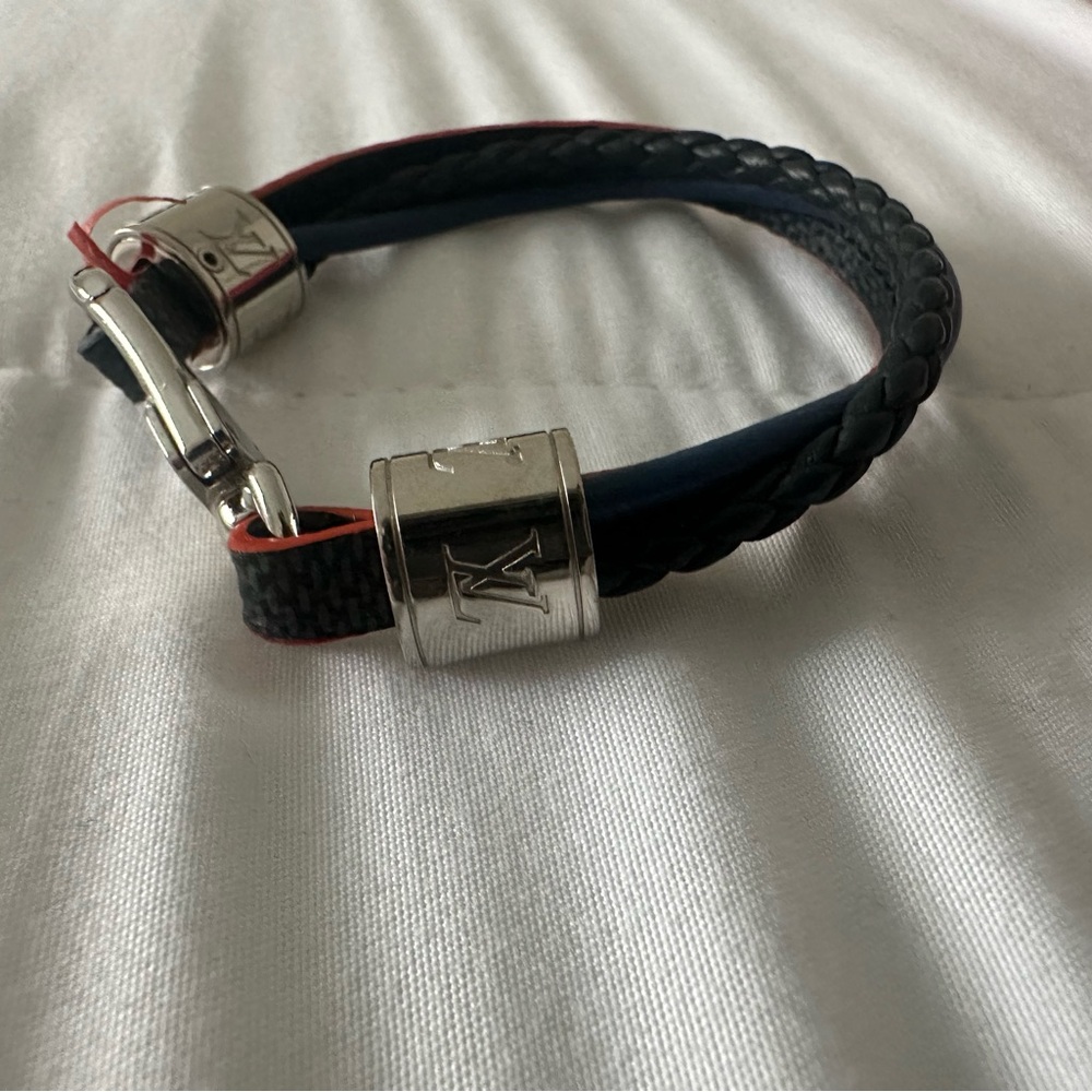 Louis Vuitton treble bracelet